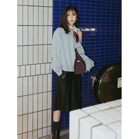 [^ԁF09WCT254123]<b>yfReLCɌ3WAỸvI[o[AJWAȃXEFbgnŁBghƂȂꊴՂ̈ꖇz<^b><b>yDesign^Stylingz<^b>}`ɒȂAXEFbgñvI[o[łB{[glbNƂĂAV_[łItV_[ł̂ŁA3way̒y߂܂BӉĂ璅悤ɁAyăJTƂhC^b`ȗёfނ̗pB炩N^ƂASn̗ǂɂĂ܂BVGbg̓RpNgȒZŁAg̓ChɂȂAN炵ołX^CBɂ̓uhShJŎ{Ă̂|CgłBXEFbgnŃJWAɎdグĂȂA炵Ղ͋̕CȂ̂ŁA邾ŃT}ɂȂꖇBǂȃ{gƂ킹₷AAJX^COɊ܂B<b>yFabricz<^b>̂悢ёfށB􂢂ăre[WoĂ̂|CgłBJ[3FpӁBDx̍PNKAԂ̃Wg₷GRYA[hՂ́CGRYœWJĂ܂BƖ̊֌WɂAۂFČꍇ܂B܂p\REX}[gtHȂǂ̊ɂA኱iƉ摜̃J[قȂꍇ܂B\߂Bi̐F́AiPi摜QƉB i摜̓Tv̂߁AFTCY̎dlɕύXꍇ܂̂ŁA\߂B