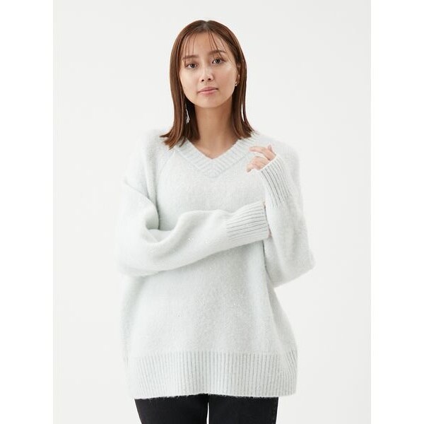 スパンコールVネックシャギーニット | ミラ オーウェン(Mila Owen