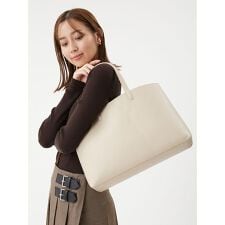 ミラ オーウェン(Mila Owen)のトートバッグ