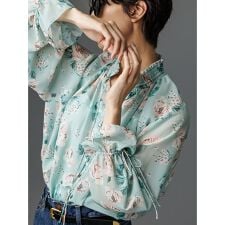 フラワープリントブラウス