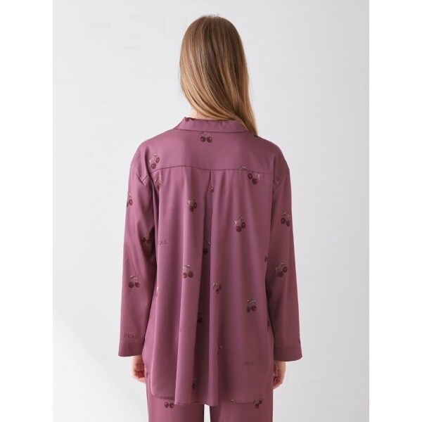 ラッピング済み】アーバンチェリー柄サテンシャツ＆ロングパンツ