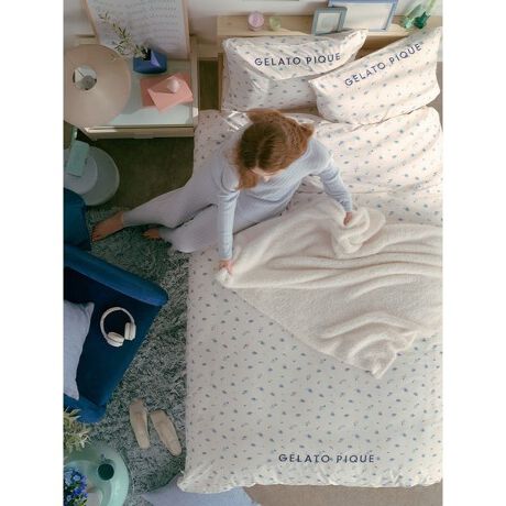 [^ԁFPSGG251840]<b>y3ނ̃K[[ȒԕIׂVOQ3_Zbgz<^b><b>yFabricz<^b>\ʂɍׂȉʊ̂A~jTbJ[ngpĂ܂B<b>yDesign^Stylingz<^b>`F[An[gAԕ 3̒ԕŎn߂At̐VBgelato pique炵VOTCY̐Q3_ZbgłBs[P[Xƃ{bNXV[cA|Jo[3_ZbgɂĂ͂B~jTbJ[ngpĂ̂ŁAOV[Ygp܂BF̓n[g̃AC{[A`F[̃sNAԕ̃u[3FpӁBV[ŶQNbVAC}XNANbVJo[ƍ킹Ăy݂BƖ̊֌WɂAۂFČꍇ܂B܂p\REX}[gtHȂǂ̊ɂA኱iƉ摜̃J[قȂꍇ܂B\߂Bi̐F́AiPi摜QƉB i摜̓Tv̂߁AFTCY̎dlɕύXꍇ܂̂ŁA\߂B