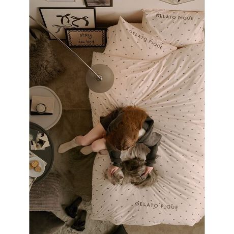 [^ԁFPSGG251840]<b>y3ނ̃K[[ȒԕIׂVOQ3_Zbgz<^b><b>yFabricz<^b>\ʂɍׂȉʊ̂A~jTbJ[ngpĂ܂B<b>yDesign^Stylingz<^b>`F[An[gAԕ 3̒ԕŎn߂At̐VBgelato pique炵VOTCY̐Q3_ZbgłBs[P[Xƃ{bNXV[cA|Jo[3_ZbgɂĂ͂B~jTbJ[ngpĂ̂ŁAOV[Ygp܂BF̓n[g̃AC{[A`F[̃sNAԕ̃u[3FpӁBV[ŶQNbVAC}XNANbVJo[ƍ킹Ăy݂BƖ̊֌WɂAۂFČꍇ܂B܂p\REX}[gtHȂǂ̊ɂA኱iƉ摜̃J[قȂꍇ܂B\߂Bi̐F́AiPi摜QƉB i摜̓Tv̂߁AFTCY̎dlɕύXꍇ܂̂ŁA\߂B