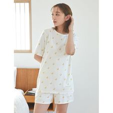 バナナ柄ショートパンツ