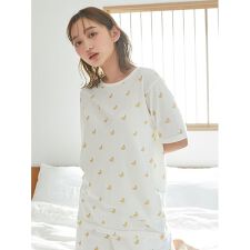 バナナ柄Tシャツ