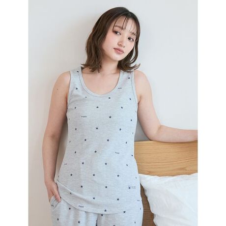 [^ԁFPWCT254317]yvg̏_炩bt^Ngbvz<^b><b>yFabricz<^b>_炩ȕ̃btfނgpĂ܂B<b>yDesign^Stylingz<^b>肪DA\tgȃbtfނ̃Jbg\[V[YłB^Ngbv͏ȐƃSgݍ킹SʂɃvgAp[JJ[fBKƍ킹ΏH̃C[hɂd󂷂1łBɃ|CgPIQUES̎hJBF̓ItzCgx[X̃bhƁAO[2FWJBV[Y̐btOpcƍ킹AɓWJ郉CJ[fBKƂ̃R[fBl[g߂łBƖ̊֌WɂAۂFČꍇ܂B܂p\REX}[gtHȂǂ̊ɂA኱iƉ摜̃J[قȂꍇ܂B\߂Bi̐F́AiPi摜QƉB i摜̓Tv̂߁AFTCY̎dlɕύXꍇ܂̂ŁA\߂B