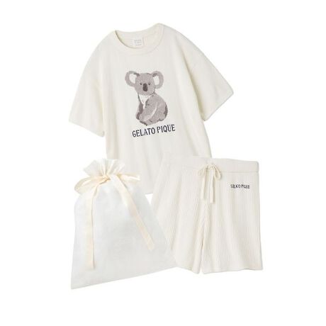 [^ԁFPWNT254143]<b><font color=red>̏i̓bsOςݏiƂȂ܂BꏏɃMtgނꂽꍇ́Aނ񂾏ԂœĂ܂B̏iւl|ł܂B̑iƂ܂Ƃ߂ẴbsO͂ł܂B̏iɂāAqlsł̂ԕiE͈؏肩˂܂̂ŁA\߂B<^font><^b><b>ybsOς݁zRAWK[hvI[o[&V[gpcSETMtgВɃbsOĂ̂͂ɂȂ܂B(ItBVTCgAETMIĈ݃VbsOobOt)<^b><b>yZbgez<^b>RAWK[hvI[o[(PWNT254035)uV[gpc(PWNP254037)<b>yFabricz<^b><b>AIRY MOCOiGA[Rjc<^b>܂ŋC܂񂾂悤ȁAӂƌySnBłfނłB<b>yDesign^Stylingz<^b>gbvXF܂܂ȂƂۂĂ肵|[Y炵ARAe[}ɂjbgV[YłBHɂ傤ǗǂAy₩&lsquo;GA[RfgpvI[o[BRÃWK[ĥ&lsquo;X[YB[f̎gpAZт̃RÂ悤Ȗѕ݂\܂B͋C̃SWK[hĂ܂BpcFHɂ傤ǗǂAy₩&lsquo;GA[RfgpuV[gpcłBɓWJRAWK[hjbgV[YƘAACeŁAƂ͂Sn|CgBɂ̓ShJĂ܂BƖ̊֌WɂAۂFČꍇ܂B܂p\REX}[gtHȂǂ̊ɂA኱iƉ摜̃J[قȂꍇ܂B\߂Bi̐F́AiPi摜QƉB i摜̓Tv̂߁AFTCY̎dlɕύXꍇ܂̂ŁA\߂B<br^>y{gzEGXg:69`115cm qbv:101cm ҏ:29.5cm ҉:9cm 킽蕝:31.5cm :30cm