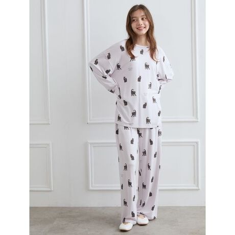 [^ԁFPWCP254240]<b>yHALLOWEENEЊd|[YLOpcz<^b><b>yDesign^Stylingz<^b>NHALLOWEEN COLLECTIOŃALe[}ɂqCNȃmg[X^CB|[YALD̕ɂ͂܂ȂЊd|[Y܂ŁA\LȍL𑍕vg_炩ȃJbg\[fނ̃OpcłBL̎Ƀp[vnEB炵J[OBeɍɂ̓LƂVo[̎hJS܂BV[ỸVc⃍TAjbgEFAƑgݍ킹Ăy݂BƖ̊֌WɂAۂFČꍇ܂B܂p\REX}[gtHȂǂ̊ɂA኱iƉ摜̃J[قȂꍇ܂B\߂Bi̐F́AiPi摜QƉB i摜̓Tv̂߁AFTCY̎dlɕύXꍇ܂̂ŁA\߂B