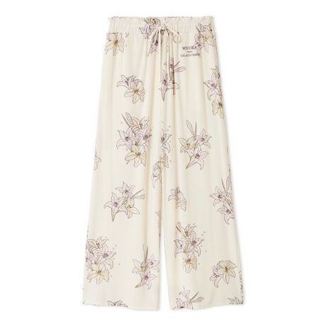 [^ԁFPWCP254334]<b>yMUCHAE[ƏȐU΂߂Opcz<^b><b>yDesign^Stylingz<^b>`FR̉ƃAtHXE~Vgelato piqueɂDȃRNVȀHĂѓoꂵ܂B̃e[}́A~V\}G肪؂Ȃwg|̕PNC[xBWJ[Õ[CɁAiŋɕ`ꂽȃX^[gݍ킹OpcłBtAɍLiȃVGbgŁAWl[̎hJY܂B_炩ȃJbg\[Ȃ̂ŃOV[YŒpĂ܂BV[ỸTvI[o[ƍ킹Ăy݂BƖ̊֌WɂAۂFČꍇ܂B܂p\REX}[gtHȂǂ̊ɂA኱iƉ摜̃J[قȂꍇ܂B\߂Bi̐F́AiPi摜QƉB i摜̓Tv̂߁AFTCY̎dlɕύXꍇ܂̂ŁA\߂B