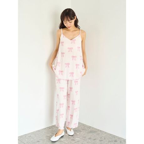 [^ԁFPWCP255315]<b>ytEGXg؂₩ȃ{Opcz<^b><b>yFabricz<^b>Ȃ߂炩ȔG̃[̃Jbg\[gpĂ܂B<b>yDesign^Stylingz<^b>Gߊ̂邱Ƃ^b`ŕ`{AvgJbg\[V[YłBȂ߂炩ȃ[gpƂ݊̂郍OpcB㉺ɃttEGXgƁAɃ[Xeb`{ătF~jȃjAX܂BeɃ|PbgtŃfC[ɂ͂1łBF̓x[WƃsNAu[3FpӁBV[ỸTL~\[ɍ킹AɓWJ郊{{^t̃WF[gJ[fBKƍ킹̂߂łBƖ̊֌WɂAۂFČꍇ܂B܂p\REX}[gtHȂǂ̊ɂA኱iƉ摜̃J[قȂꍇ܂B\߂Bi̐F́AiPi摜QƉB i摜̓Tv̂߁AFTCY̎dlɕύXꍇ܂̂ŁA\߂B