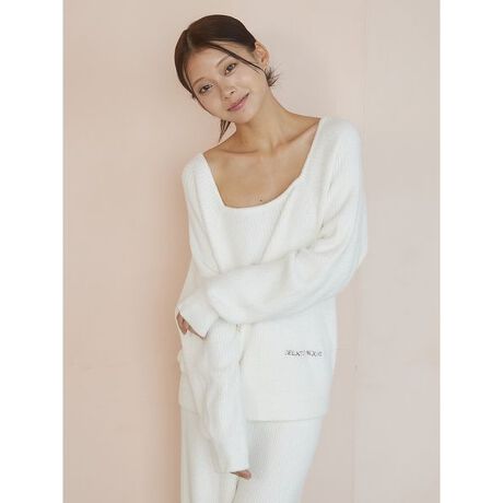 [^ԁFPWNT255114]<b>yFg[AbvČzbgX[YB[vI[o[z<^b><b>yFabricz<^b><b>HOT SMOOTHIEizbg X[YB[jc<^b>Ƃ낯悤ȂȂ߂炩Ȏ'X[YB['fނɁAۉvXjbgłB̉𓦂AɑΉH~̑fށB̂Ȃ߂炩'X[YB['~̊łp܂B<b>yDesign^Stylingz<^b>SnL[v&lsquo;zbgX[YB[fgpAgelato pique炵DJ[ÕujbgV[YBfReꂢɖĂAǂJlbNCIȃvI[o[łBFg[AbvĂ悤ȃJ[OƁAȂ߂炩ȍו̃uŁAiɒȂĂ1Bɑ傫߂̃ShJĂ܂BF̓AC{[ƃx_[2F𑵂܂BV[ỸOpcƃZbgAbvŒp܂BƖ̊֌WɂAۂFČꍇ܂B܂p\REX}[gtHȂǂ̊ɂA኱iƉ摜̃J[قȂꍇ܂B\߂Bi̐F́AiPi摜QƉB i摜̓Tv̂߁AFTCY̎dlɕύXꍇ܂̂ŁA\߂B