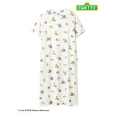 【SESAME STREET】総柄ワンピース