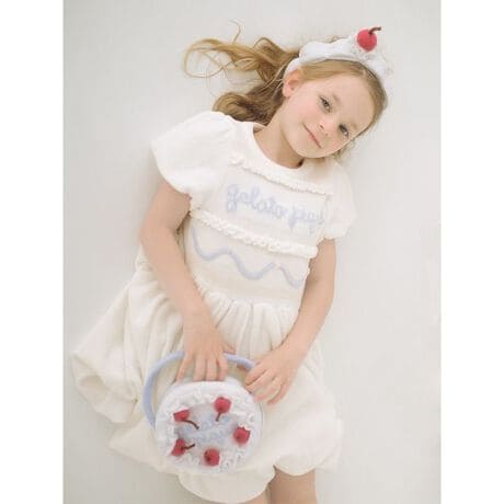 [^ԁFPKNO254451]<b>yo[XJ[gzCbvP[LKIDSs[Xz<^b><b>yFabricz<^b><b>AIRY MOCOiGA[Rjc<^b>܂ŋC܂񂾂悤ȁAӂƌySnBłfނłB<b>yDesign^Stylingz<^b>nEB₨ãR[fBl[gɂ҂gelato pique炵J[O̊ÂzCbvP[L\ALb`[KIDSTCỸs[XłBӂy&lsquo;GA[Rffނ̃jbggpAP[L̒fʂ̂悤ȃfR[VWK[hŕ\Bo[VGbg̃XJ[gƃzCbvi悤ȃptX[uA̍Dȏq̐S܂BF̓ItzCgƃsNpӂ܂BV[ỸwAohobO킹ABABYTCỸ|`ƑĂ傤ł̃NR[fBl[g߂łBƖ̊֌WɂAۂFČꍇ܂B܂p\REX}[gtHȂǂ̊ɂA኱iƉ摜̃J[قȂꍇ܂B\߂Bi̐F́AiPi摜QƉB i摜̓Tv̂߁AFTCY̎dlɕύXꍇ܂̂ŁA\߂B