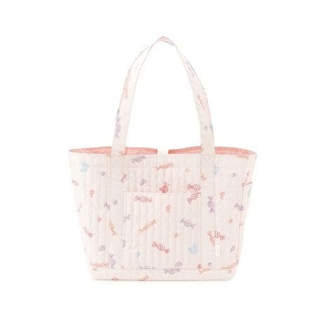 [^ԁFPPGB255698]<b>yJtȃLfBLeBȎeʃ}}obOz<^b><b>yFabricz<^b>\n̓LeBOngpBnɂ͗DꂽRۖhL@\vXAۂɂL̔}܂B<b>yDesign^Stylingz<^b>gelato pique炵JtȃxA⃍S`[tɂLfBAӂ炵G̃LeBOfނɃvg}}obOłB}`ŉוՂobÓA{̓ƊOɃX}[gtH₨Ȃǂ̏[ł召̃|Pbgt܂Bnɂ͍RۖhL@\tngpĂ܂B߂̃nhŌɊ|₷̂|CgBV[Y̕q蒠P[XKIDSABABYƑgݍ킹A[EFAƂ̃NER[fBl[gy݂܂BƖ̊֌WɂAۂFČꍇ܂B܂p\REX}[gtHȂǂ̊ɂA኱iƉ摜̃J[قȂꍇ܂B\߂Bi̐F́AiPi摜QƉB i摜̓Tv̂߁AFTCY̎dlɕύXꍇ܂̂ŁA\߂B