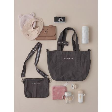 [^ԁFPWGB221687]<b>yppɂ₷VbNȃfUC̃}}obOV_[|[`Zbgz<^b> <b>yFabricz<^b>yʂŉꂪ@₷ACɋfނłBCgO[ƃ`R[O[2FWJBCgO[̓ICVbvJ[łB                                                                                                                     <b>yDesign^Stylingz<^b>JWAVbNȃRbgfނgAeʂՂ̃}}obOƃV_[|[`̃ZbgBppɂg₷悤ɁAfUC̓SŃVvɂ܂Ƃ߁AjZbNXō킹₷VbNȃO[nJ[𑵂܂BV_[ƃg[g2WAYŎgobÓȂSʂɂ̃|Pbg@\QB̃V_[|[`̓x[VbNȎlp^ŁAP̂łpł܂BƖ̊֌WɂAۂFČꍇ܂B܂p\REX}[gtHȂǂ̊ɂA኱iƉ摜̃J[قȂꍇ܂B\߂Bi̐F́AiPi摜QƉBi摜̓Tv̂߁AFTCY̎dlɕύXꍇ܂̂ŁA\߂B