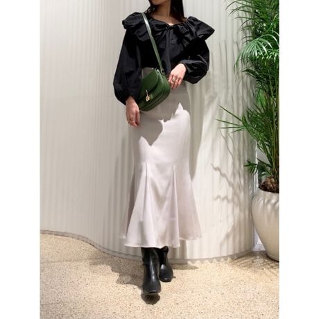 バックサテンマーメイドスカート