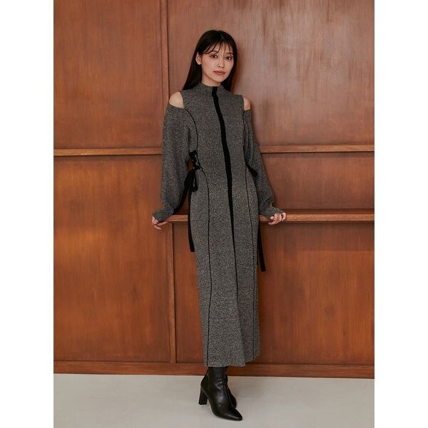 SNIDEL レースアップバイカラー ニットワンピース レースアップバイカラーニットワンピース | スナイデル(SNIDEL