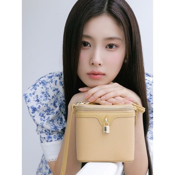 【HELLO KITTY】フリルバッグ　スナイデルホーム　トート　ランチ　ハンド HELLO KITTY】フリルバッグ(すべてのバッグ)｜スナイデルホーム