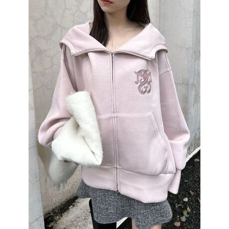 [^ԁFSWCT254115]<b>yJWA}ꂢ߃X^Cɂ킹₷lC{[p[J[z<^b><b>yDesign^Stylingz<^b>Ƃăn̂_{[XEFbgfނgpAlC̃{[p[J[ēoB{[̂VGbgؚĂPłB߂̃X^hƑ傫ȃt[hŏʂQB肰Ȃ̍̂fނȂ̂ŁAJWA߂Ȃ؂₩ȈۂɎdオ܂B`jbNŃ{[oAjbg̏ォHD郊NV[ȕ͋CɁBtF~jȃX^COɂAꂢ߂ȃX^COɂAǂȃACeƂǂAd˒₷fUCłBJWbv֗BSNIDELGuhJ|CgłB<b>yFabricz<^b>AC{[AO[AJAsNoI4FWJł͂܂B;Ȃn;ȂLk;Ȃ;₠萶ň;<b>yߍi^Cvz<^b>iEF[uii`Ɩ̊֌WɂAۂFČꍇ܂B܂p\REX}[gtHȂǂ̊ɂA኱iƉ摜̃J[قȂꍇ܂B\߂Bi̐F́AiPi摜QƉB i摜̓Tv̂߁AFTCY̎dlɕύXꍇ܂̂ŁA\߂B