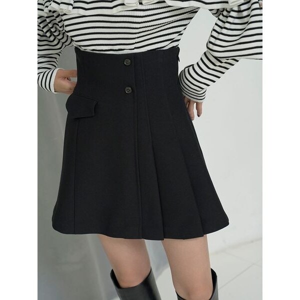 新作新品☆SNIDEL プリーツスカショーパン☆NVYSサイズ