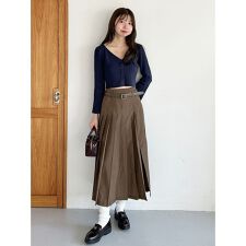 ベルト付きプリーツロングスカート