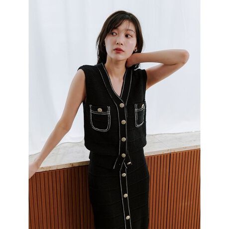 [^ԁFSWNT254112]<b>yTXeiugp؂₩ȃoXPbg҂݂ɎdĂgĥjbgWz<^b><b>yDesign^Stylingz<^b>q҂݂ƃ^bN҂݂gݍ킹āAiq݂oXPbg҂݂ɎdĂ\LȃjbgW͂܂B̓Iȕ҂ݒnŔɐGʐςȂA܂̗ǂjbgngpĂ̂ŁA܂G߂₷ACełB|PbgOĂɗzFXeb`ƁANXȈۂ̊iq̃S[h^{^|CgɁBɂ悭I[o[ȃTCYŁAoA̘rJo[Bfނ̃^CgjbgXJ[giSWNS254150jƃZbgAbvłƌX^CɁB܂Ay₩ȃtAXJ[g킹ŃJWAR[fɂp܂B̃{^ЂƂ͂tȒȂ߂łB<b>yFabricz<^b>ubÑC𗘂u₩Ȉۂ̃zCgAS[h̃C𗘂gĥCG[AzCg̃C𗘂Ɗ̂lCr[̂RFWJłBȍ̃hC^b`ȔGłBGR[gpTXeiuACełB<b>yEco Rayonz<^b>Đ\ł؍ނƂpvp@ۂgpBʓIȃrXR[X@ۂA_Yf̔roƐyA̒o琶YAʁAp܂ł̑SCtTCNʂĊւ̉e啝ɍ팸ł܂B;Ȃn;ȂLk;;Ȃň;<b>yߍi^Cvz<^b>iXg[gii`Ɩ̊֌WɂAۂFČꍇ܂B܂p\REX}[gtHȂǂ̊ɂA኱iƉ摜̃J[قȂꍇ܂B\߂Bi̐F́AiPi摜QƉB i摜̓Tv̂߁AFTCY̎dlɕύXꍇ܂̂ŁA\߂B