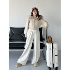 スナイデル(SNIDEL)の【WEB限定カラーあり】UVカットスウェットワイドパンツ