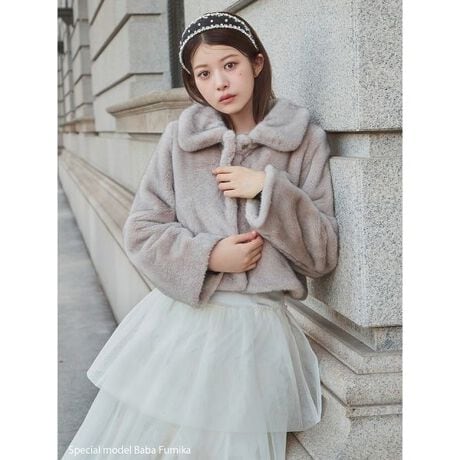 [^ԁFSWFC255061]<b>yAt@[̂悤ȃGRt@[gpGKgȃR[gWPbgz<^b><b>yDesign^Stylingz<^b>xG̗ǂӂӂȃt@[gptFCNt@[R[gWPbg肵܂Bѐvg{ƂŁA胊Aȃt@[ɋ߂ɂAS[WXɎdグĂ̂|CgłB{[~[ȃt@[fނłAcꂵȂ悤ɃTCYɂĂ肵Ă̂ŁA܂܂ȃ{gXɍ킹₷R[fBl[g̕L܂BƂĂySnłB݂̓{[̂XeJ[ŁA܂؂₩ɉoBtg̓Xibv{^ŒE܂BTChɃ|PbgtĂ܂B<b>yFabricz<^b>x[WAuEAsN̂RFWJłB;Ȃn;Lk;Ȃ;Ȃň;<b>yߍi^Cvz<^b>iEF[uƖ̊֌WɂAۂFČꍇ܂B܂p\REX}[gtHȂǂ̊ɂA኱iƉ摜̃J[قȂꍇ܂B\߂Bi̐F́AiPi摜QƉB i摜̓Tv̂߁AFTCY̎dlɕύXꍇ܂̂ŁA\߂B