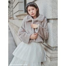 スナイデル(SNIDEL)のステンカラーショートファーコートジャケット