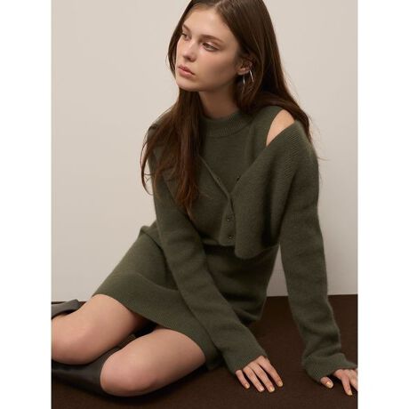 [^ԁFSWNO255011]<b>yN[̏_炩ŉ݂̂jbgnł肵H~C߂m[X~js[Xz<^b><b>yDesign^Stylingz<^b>N[ƃE[gpG̗ǂ_炩ȃjbgnł肵AVvȃm[X~js[XoBH~C܂VbNȐFő܂Bŗ̊̂l҂݂ŁAJ[B[ȃCŐĝɒ悭YȂ^CgȂVGbgŒ₷肵Ă܂BAX̃m[XŃX^COɔoAؚʂBVcuEXd˂AFfނł肵Ă郉N[V[gJ[fBKiSWNT255012jƂ̃ZbgR[fBl[g߂łB<b>yFabricz<^b>ėp̍`R[O[A[݂̂FlȈۂ̃J[LAX[L[ȐFŏH~炵sN̂RFWJłB<b>yߍi^Cvz<^b>iEF[uƖ̊֌WɂAۂFČꍇ܂B܂p\REX}[gtHȂǂ̊ɂA኱iƉ摜̃J[قȂꍇ܂B\߂Bi̐F́AiPi摜QƉB i摜̓Tv̂߁AFTCY̎dlɕύXꍇ܂̂ŁA\߂B