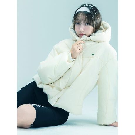 [^ԁFSWFC255001]<b>yuLACOSTEvSNIDELʒł肵gĈ炵ȃu]z<^b><b>yDesign^Stylingz<^b>1933NɑntX̃v~At@bVX|[cuh uLACOSTEiRXejv ̓`IȃX^C͂̂܂܂ɁAuSNIDELiXiCfjṽtH[}ő@ׂȃfUC郉CibvBłɓȂRNVɂāAXyV̂t[ht̒ȃu]oBuLACOSTEv ے鋹̃jSƁAg瑳܂œꂽX|[eBȃCACRjbNȃACełBȂՂƓĂӂƎdグu]Ōyʐ݌vŕۉQBtg̓WbvdlƃXibv{^ŁAƗCVbgAEg܂BɂuĕۉB{[~[ȃt[hɂ̓S̃hXgĂATCY߂\łBʂ҂ł܂BɂS̃hXgĂAۂ݂oAVGbg𒲐߂Ăp܂BEGXgۂƉBĂ钅ŁAX|[eBȃXEFbgpcɍ킹A炵~jXJ[gɍ킹A񂵗͂QBTChɃ|PbgtĂ܂B<b>yFabricz<^b>u₩Ȉۂ̃AC{[Aėp̍ubNA~NJ[ŗDۂ̃sN̂RFWJłB;Ȃn;Lk;Ȃ;Ȃň;<b>yߍi^Cvz<^b>iXg[giEF[uii`Ɩ̊֌WɂAۂFČꍇ܂B܂p\REX}[gtHȂǂ̊ɂA኱iƉ摜̃J[قȂꍇ܂B\߂Bi̐F́AiPi摜QƉB i摜̓Tv̂߁AFTCY̎dlɕύXꍇ܂̂ŁA\߂B