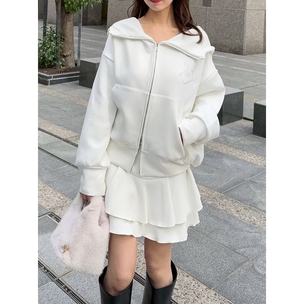 ⭐️ WHT⭐️新品タグ付き♥️スナイデル ボリュームパーカー✨リリーブラウン ボリュームパーカー｜SNIDEL スナイデル