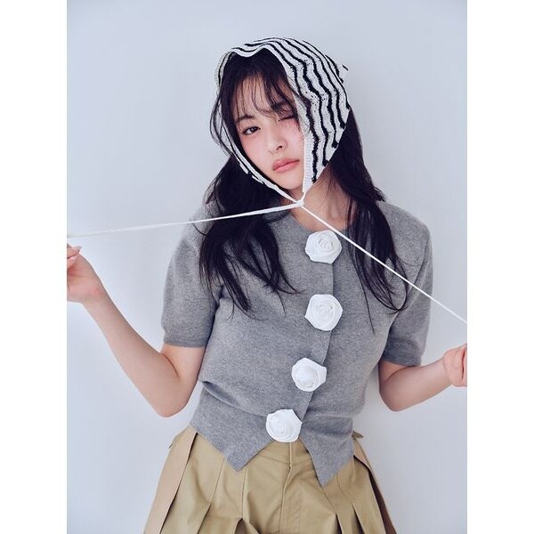 WEB限定／ROSE Collection】モチーフボタンニットカーディガン