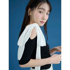 リボンショルダーニットプルオーバー