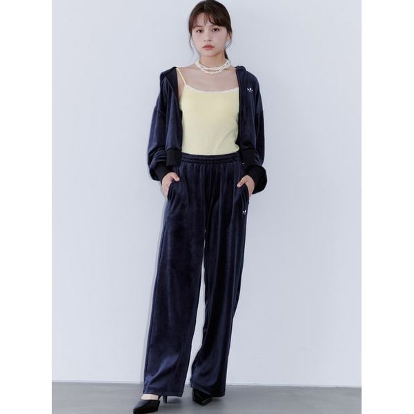 adidas Originals】ESS VELOUR PANT ／エッセンシャルズ ベロアパンツ