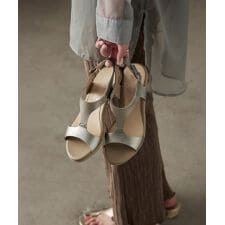 ファッションレター(Fashion Letter)のTストラップサンダル