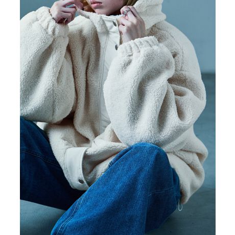 [^:ft0320008416]Fashion Letter t@bV^[ ԐlC̃{Au]Bt[ht̃AEghAȃfUCŃXg[gۂBƒI[o[TCYŁAɒ߂̂Ő^~ɂgAE^[Bɂ̓h[R[htŃR[fɂăVGbg̕ωy߂̂ۂĂƂ{[ŉvXB傫߂ȃTCWOȂyʂȂ̂ŃW[ɂsb^B߂̒ŁApcɂXJ[gɂA~jɂ킹₷BtȃX^COɂAJWAE؍X^CɂЁByfށz\n |GXe100%n |GXe100%ʕz |GXe100%ȕ |GXe100%yYzyfgz158cm size MyTCYf[^z()M: 79cm / L: 81cm()M: 62cm / L: 63cm(oXg)M: 143cm / L: 146cm()M: 53cm / L: 53.5cm()M: 72cm / L: 74cm()M: 24-40cm / L: 25-41cm(d)M: 935g / L: 1000gyJ[WJzubN/J/AC{[ylzEnE|PbgEh[R[hESyiӎzTCY̓[J[̐ɂȂ܂A덷ꍇ܂Bf摜͊̉eɂJ[قȂČꍇ܂BũJ[摜QlBi摜͂ɂȂ郂j^[Ȃǂ̊ɂĎ኱̌덷܂B