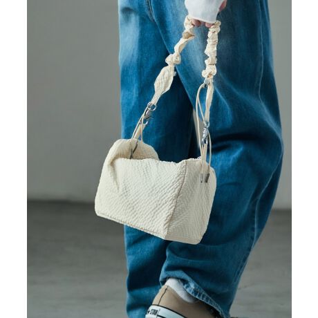 [^:ft0420008250]Fashion Letter t@bV^[ JWAɎg`FbNobOBVATbJ[fނ̃i`ȑfފƁAV[OɂȂxg̃fUCBnF̃`FbNȂ̂ŖnR[fȂX^Cɂ킹₷B~j}ȃTCYȂ璷zA}`肠̂Ōڈȏ̎g₷B}`ɂ͒Ō`肵₷A[͂QByʂȂ̂ło◷sɃsb^Byfށz\n |GXe100%킽 |GXe100%n |GXe100%yYzyfgz158cmyTCYf[^z(c)F: 18cm()F: 26cm(}`)F: 10.5cm()F: 53cm(d)F: 142gyJ[WJzubN/uE/AC{[ylzEV_[O\EV_[S(Lk)E|PbgȂyiӎzTCY̓[J[̐ɂȂ܂A덷ꍇ܂Bf摜͊̉eɂJ[قȂČꍇ܂BũJ[摜QlBi摜͂ɂȂ郂j^[Ȃǂ̊ɂĎ኱̌덷܂B