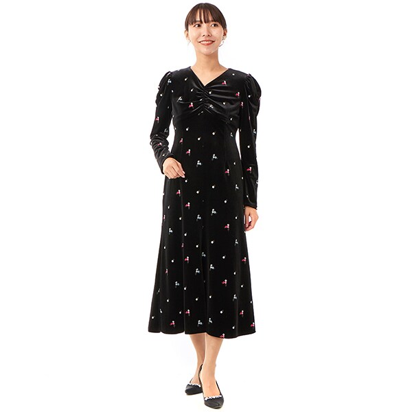 【新品】CELFORD ベロア総刺繍ワンピース CELFORD】ベロア総刺繍ワンピース | 結婚式・パーティーの