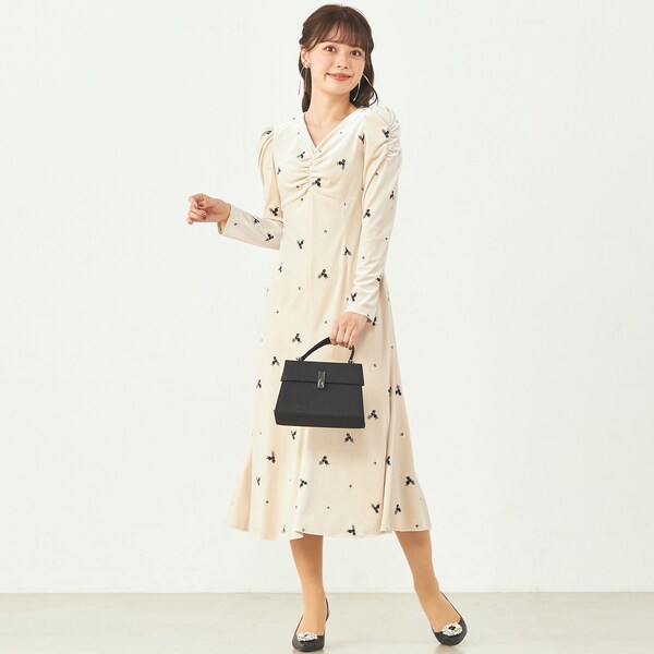 CELFORD】ベロア総刺繍ワンピース | 結婚式・パーティーのレンタル