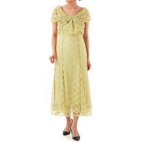 �yCELFORD�z�`�F�b�N�`���[���h���X�`�F�b�N���̑@�ׂȃ`���[���Ŏd�グ�������s�[�X�B�P�[�v��Z���l�ɐ݌v���ꂽ���{���̃f�U�C�����|�C���g�ŁA�f�R���e�������������I�t�V�����_�[�d�l�B�E�G�X�g�͓��F�̃O���O�����e�[�v�Ń}�[�N���A�q�b�v�����痬���l�ȃ}�[���C�h���C���̃X�J�[�g�ɁB��d�̃w�����C���ɂ��鎖�ŁA������ɃG���K���g�ȓ����������܂����B[�^��:RD-CF009-25]