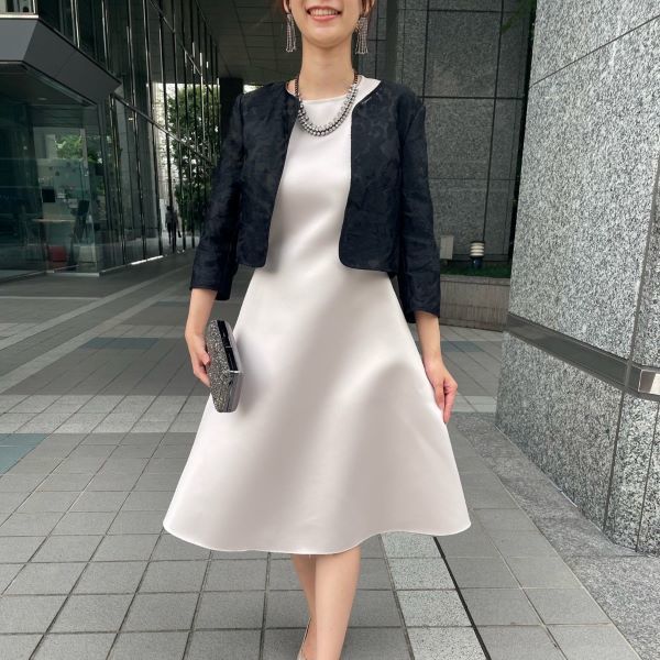 ADELLY】ボンディングノースリーブバイカラードレス | 結婚式