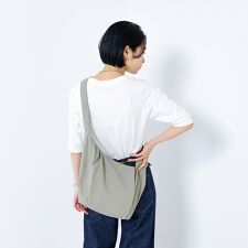 【WEB限定】【EARTH MADE】ライトナイロンショルダー