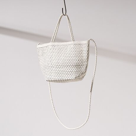 [^ԁF60480220001]sPOINTt҂݂̃bVobOłBntœ|Pbg1AJ̓}OlbgňSו̏o₷dlɁBV_[tŎ΂߂łƂꂵ|CgBsMATERIALtRrvґɎgpAgقǂɏ_炩ɓ݂܂BuE fFH162 B79 W59 H85 pTCYFFO[W fFH162 B79 W59 H85 pTCYFFubN fFH162 B79 W59 H85 pTCYFF