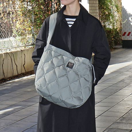 [^ԁF60490622000]sPOINTt2WAYdl̃~^[_EV_[obOłBobO̕Ri邱ƂŃXgOobOɌ`ςĂ܂B߂̃V_[Ō|͂A΂ߊ|\B4TCYAybg{g镁ig₷TCYłBE2WAYdliV_[obO^XgOobOjE\ɂ́A5mmpbvXgbvngpE800FP̏㎿ȃ_EgpEƒł̐\Ejpy[JiԁzTAION-SB01ML-1yTAION/(^CI)zuTAIONṽuh̗ŔATAION̉B gNIeB[ɑ΂Ă̈|IRXgptH[}Xɂ鉿l̒ǋ hX[KƂAiō@\ȃCi[_E𕝍LWJĂ܂BFTCY̖LxȃoG[VTAION̓łByMILITARY LINEzMILITARY LINE̖͂̒ʂ~^[`[tɂCi[_E葵CłB