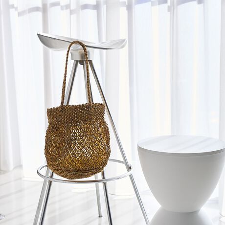 [^ԁF60500222001]sPOINTtEG߂̊􂷂}N҂݃obOBEoPc^̊ۂ݂̂VGbgŉו₷BE500mlybg{gⒷzۂ܂܂BEJLAו̏oꂪyXBÊ郁bVn̗ntBE蕔͎莝ƌ|o闘֐̂钷Bi摜́ȀƎ˂p\RȂǂ̉{ɂAۂ̐FƈقȂČꍇ܂B\߂Bi̐F̖ڈ́AiP̂̉摜QƂB