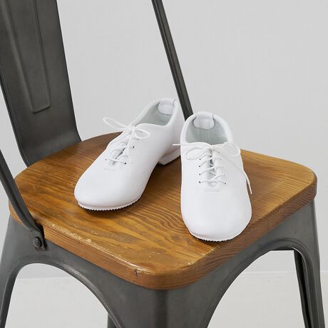 [^ԁF60500624004]collexŒԐlĆuCROWNvJAZZV[YBɓ݂₷Ayď_炩ȃU[gpASnǂdĂĂ܂BVvŃX}[gȃtHŃN̂y߂܂ByCROWN/NEz1984NAC̐nłCMXEm[UvgőnƂ_XV[YuhBNẼ_XV[ÝAЌ_XȂǂ̑I茠łĂ{ihV[YłB