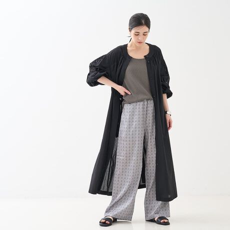 [^ԁF60500214000]sPOINTtĂ^ĂցASn悳ƗɓChȂ̃KEs[XBɂ̓IWĩACbghJ{AVvȂ؂₩vX܂Bʂ悭AG蔲Q̃RbgfނŁAĂ̂o⃊bNX^Cɂ҂̈ꖇłBEGXgɃqtĂ̂ŁAOŌ񂾂AqȂŐDƒ񂵂Ă܂Bfނ̃pcƂ킹ĂbNXłđfGłBu[ fFH162 B79 W59 H85 pTCYFFubN fFH162 B79 W59 H85 pTCYFF