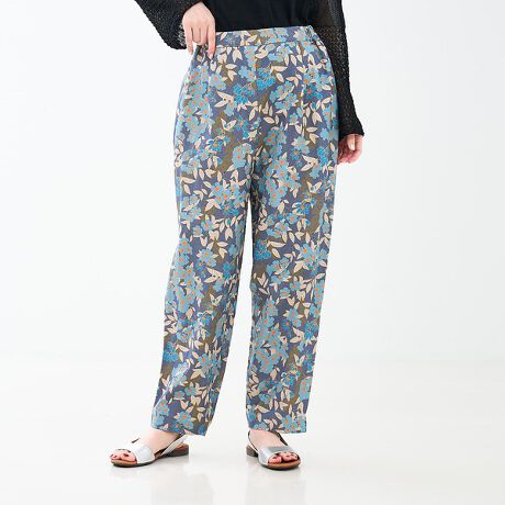 [^ԁF60500213001]sPOINTtcollexIWĩ{^jJvgpcłBȖ̃i`̂锧ɂƂƗDfނ|CgɌďe[p[h̃VGbgłBVvTVcō킹Afނ̃VcƃZbgAbvŒĂĂ炵đfGłBCG[ fFH163 B80 W59 H88 pTCYFFlCr[ fFH162 B79 W59 H85 pTCYFF