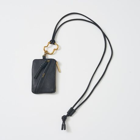 [^ԁF60500631001]sPOINTt΂ߊ|\ȃXgbvttOgP[XłBV{̂A_炩yǂȋvgpBRpNgȂޖLxɃ|PbgtĂāAJ[h⏬KA[̂Ƀsb^łBXgbvɂ̃fUC|CgtOgP[X̑ɁA⃁KlP[XtĂ܂BEXgbvO\E\Ɏ΂߂Ƀt@Xi[|Pbg1Eʂɂ̓J[h|Pbg3ƃTCh|Pbg1Eɂ|Pbg2ƌtL[`F[ts[J[iԁtB-25208sATTENTIONtBe₲̃j^[ɂāAƑFقȂČꍇ܂B܂ByBEAURE/zBeauc@RealisercBEAUREĂ̂̓x[VbNƃghꂽVѐŜfUCB炩̃IWiU[ACRŁAuVvŒ̂ƁAVƂ̏o؂ɁvRZvgɂuhłB